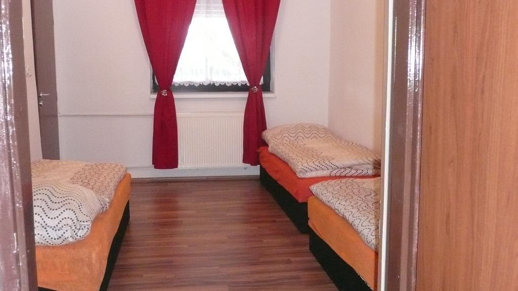 Apartments U Cara Τσέσκε Μπουντεγιόβιτσε Εξωτερικό φωτογραφία